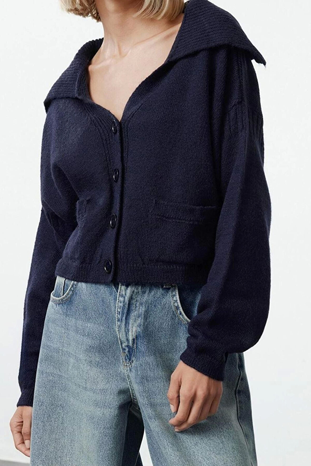 Kadın Modern Tarz Oversize Devrik Yaka Crop Triko Hırka