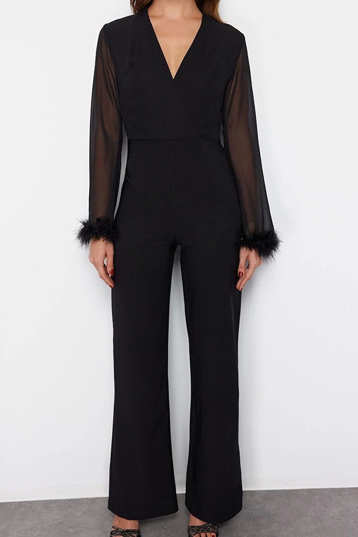 Kadın Moda Standart Kol Boru Paça Kruvaze Düz Desen Regular Otrişli Dokuma Tulum