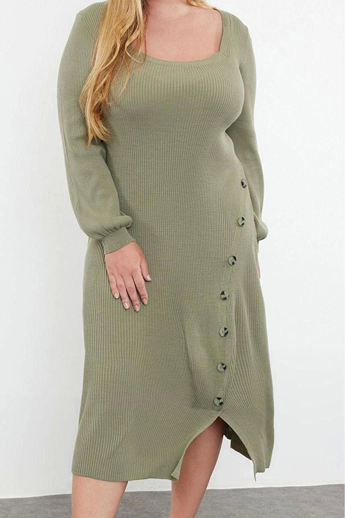 Moda Stil Slim Kare Yaka Midi Boy Büyük Beden Düğme Detaylı Yırtmaçlı Triko Elbise
