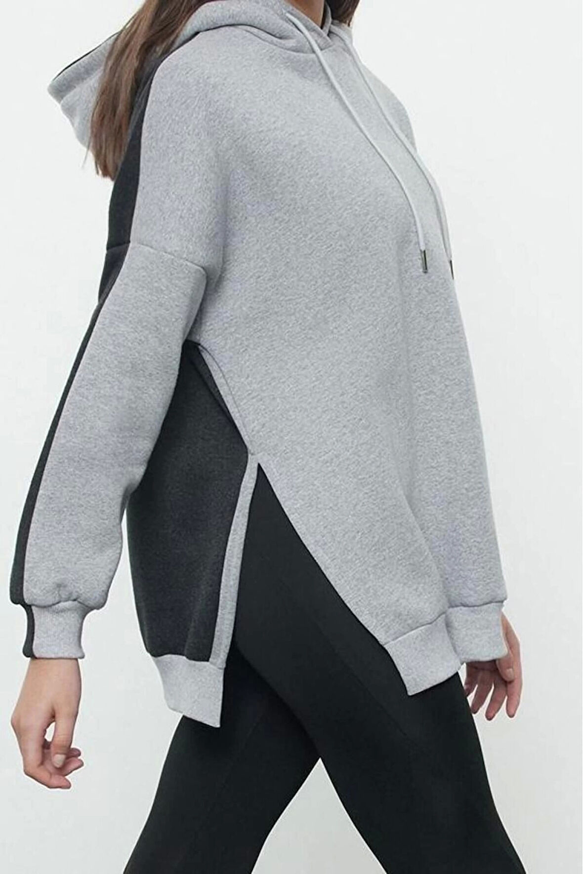 Tarz Oversize Kapüşonlu Düşük Kol Uzun Geniş Kalıp İçi Polarlı Örme Spor Sweatshirt