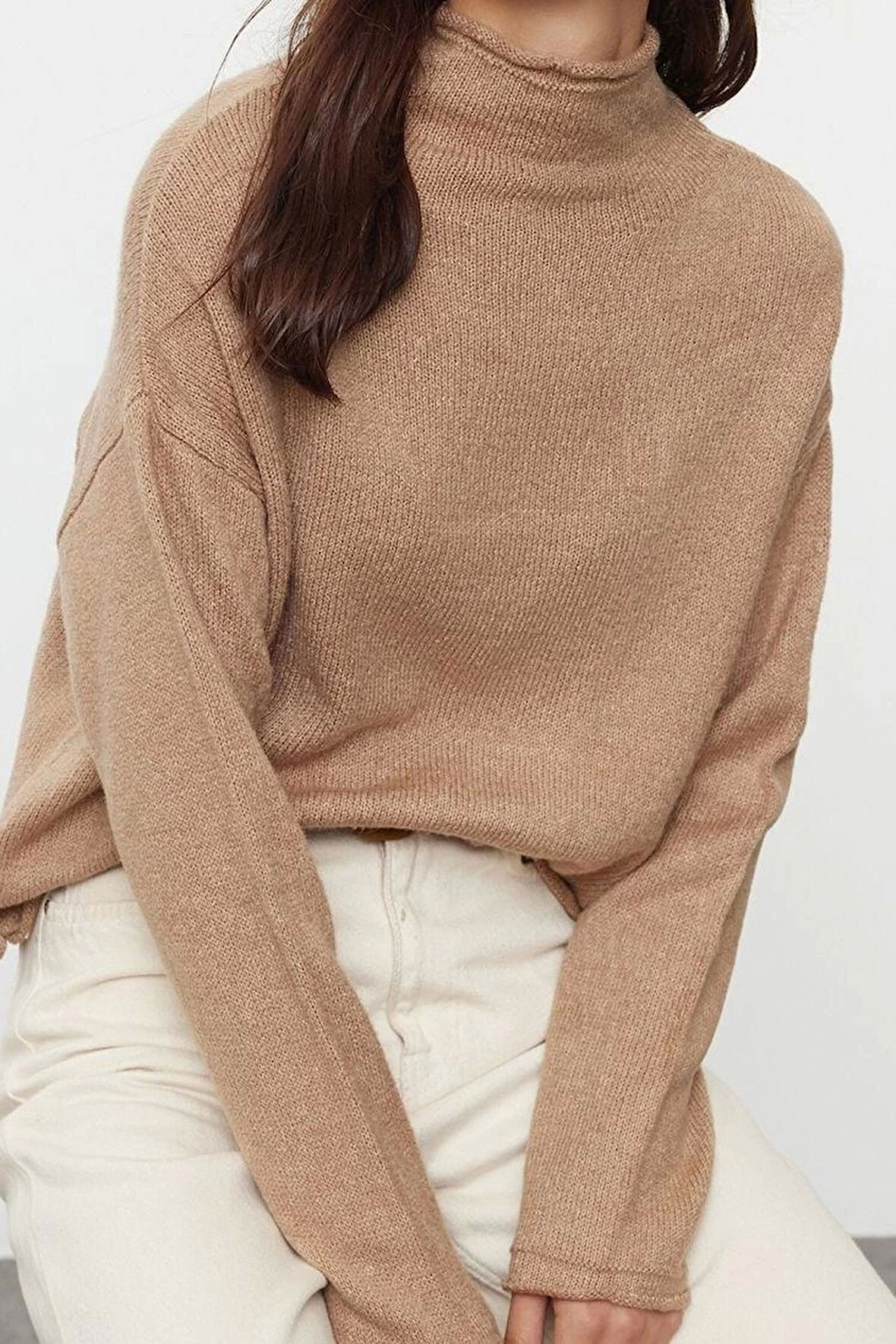 Stil Modern Kadın Regular Standart Kol Dik Yaka Yumuşak Dokulu Geniş Kalıp Triko Kazak