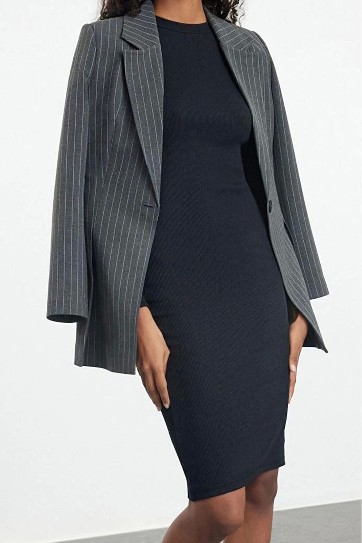 Moda Stil Slim Dik Yaka Midi Boy Fitted Vücuda Oturan Uzun Kollu Fitilli Esnek Örme Elbise