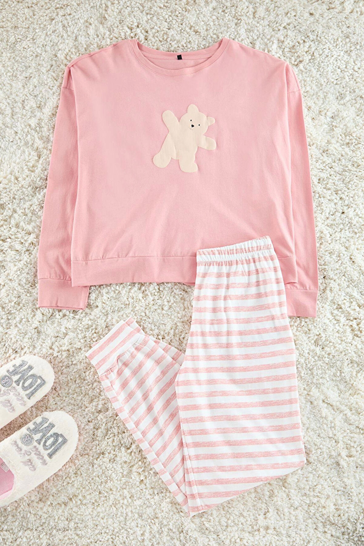 Tarz Rahat Uzun Kollu Lastikli Paça %100 Pamuklu Ayıcık Baskılı Örme Pijama Takımı