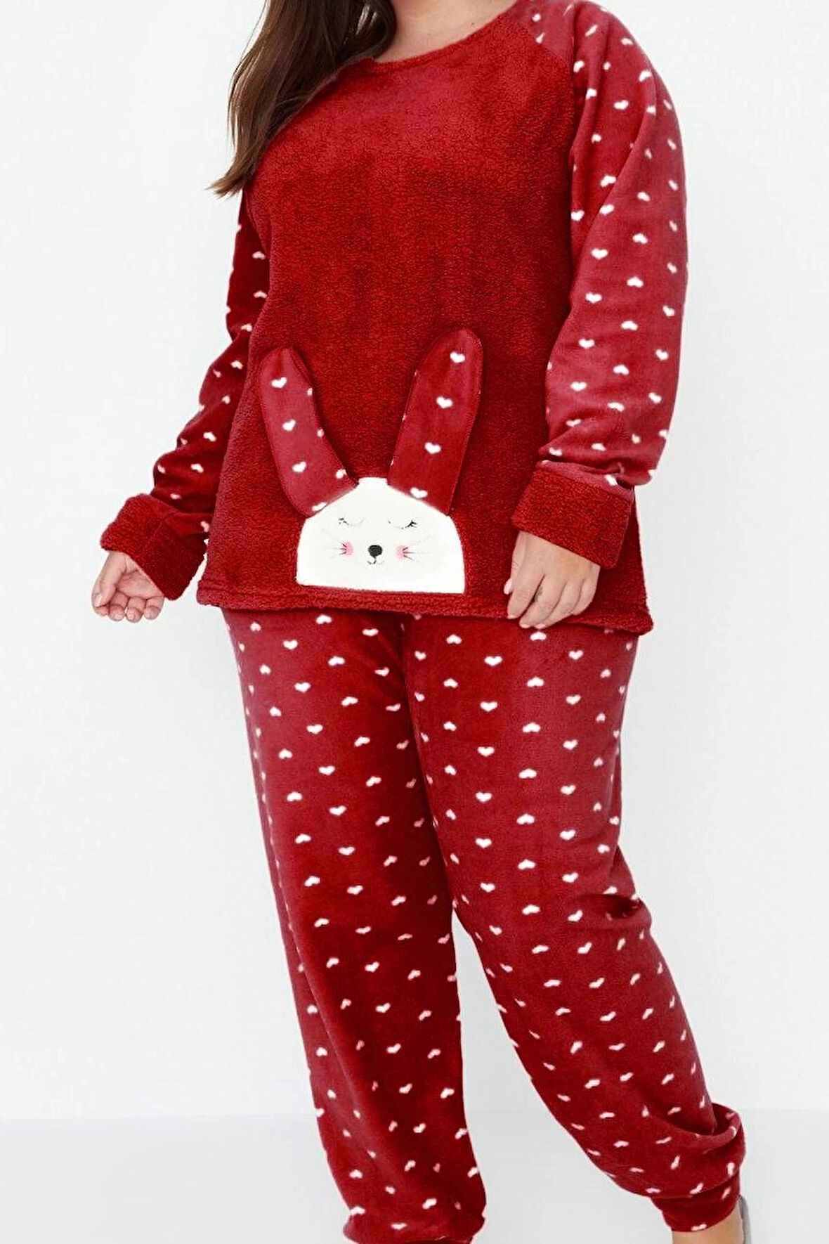 Tarz Rahat Büyük Beden Uzun Kollu Dar Paça Kalpli Polar Örme Pijama Takımı