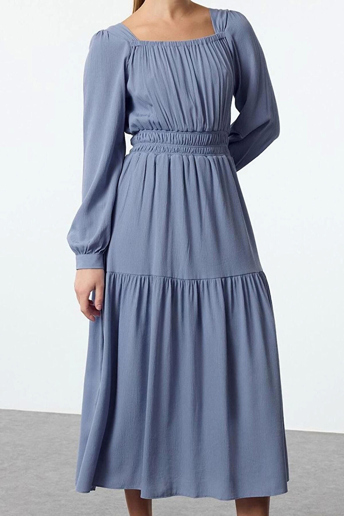 Moda Stil Regular Kare Yaka Midi Boy Eteği Belden Açılan Astarlı Dokuma Elbise
