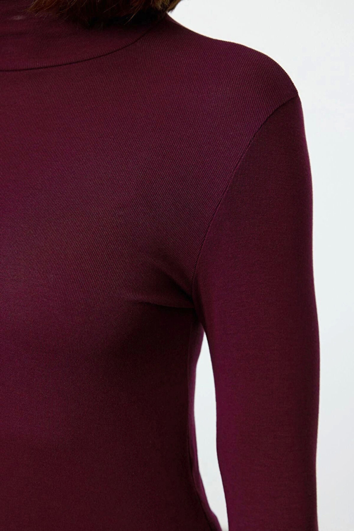 Stil Kadın Yumuşak Kumaşlı Fitted Vücuda Oturan Esnek Bluz Regular Örme Slim Kalıp