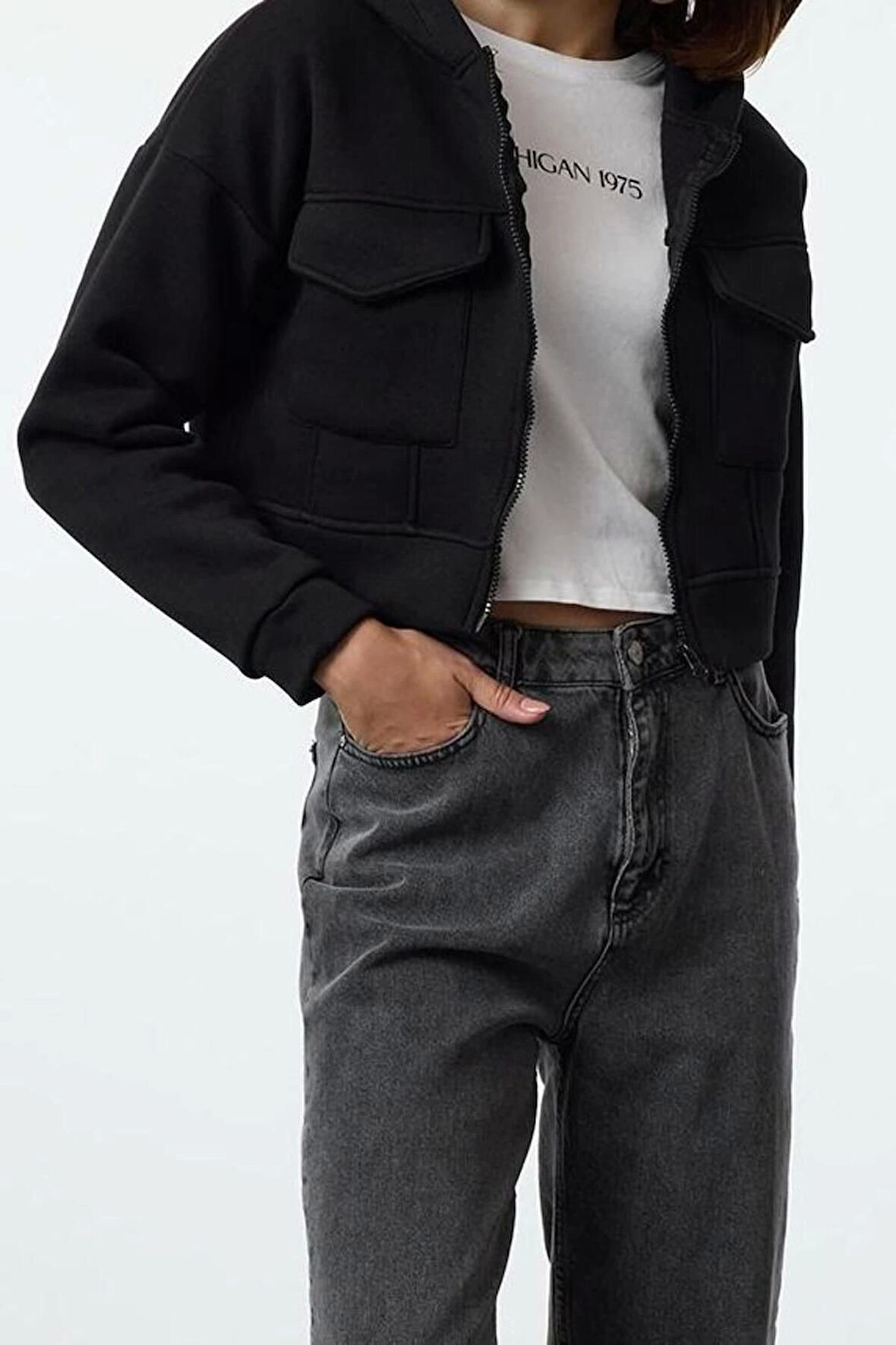 Kapüşonlu Standart Kol Rahat Kesim Crop Cep Detaylı Kalın İçi Polarlı Örme Sweatshirt
