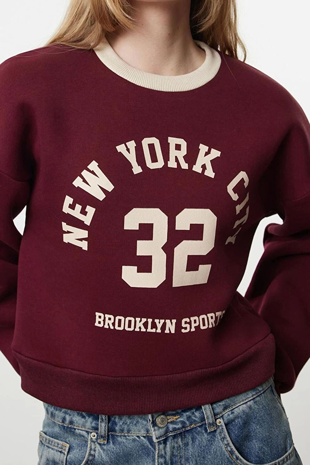 Oversize Bisiklet Yaka Düşük Kol Crop Slogan Geniş Kalıp Kalın İçi Polarlı Örme Sweatshirt