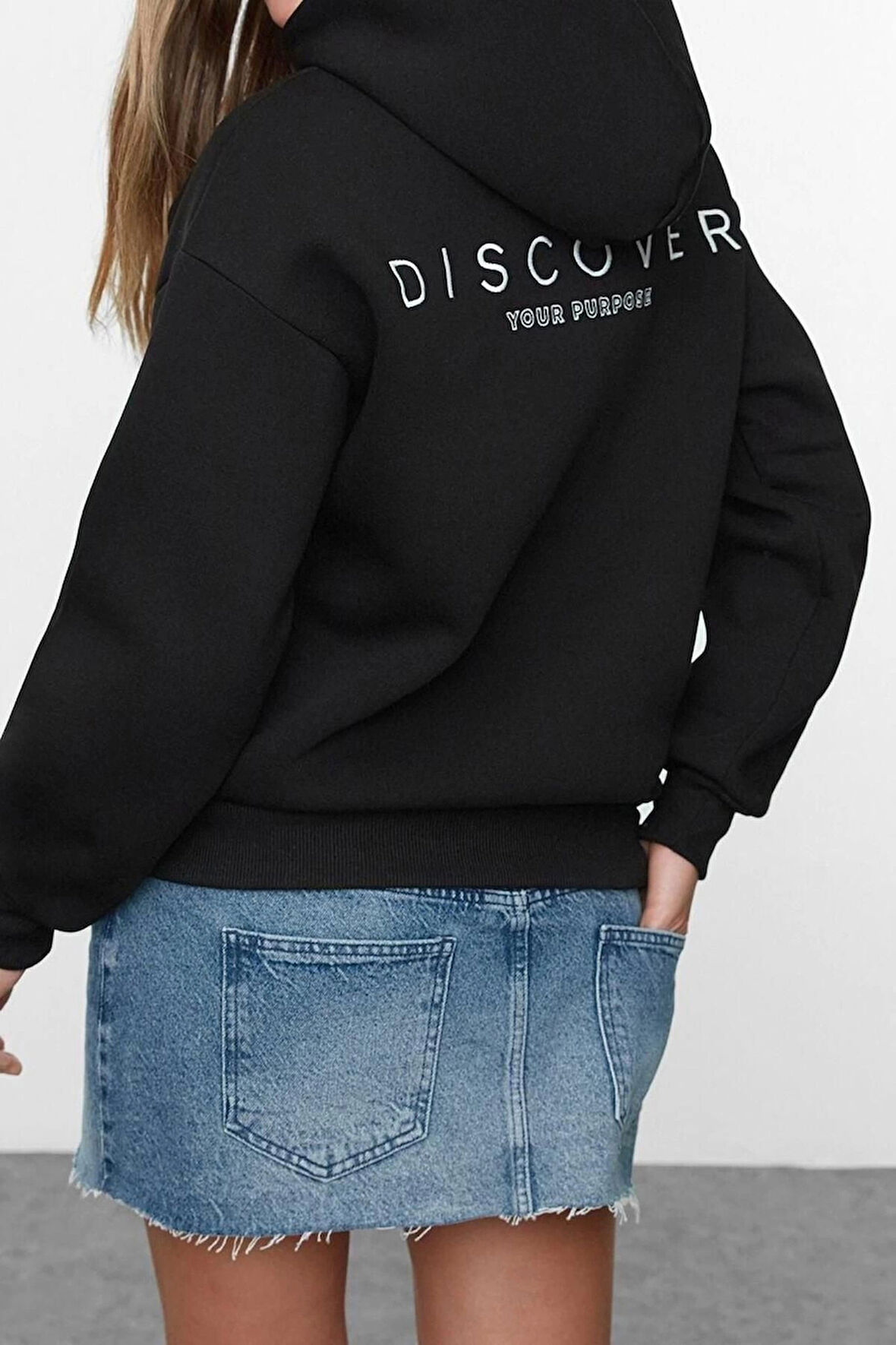 Tarz Bol Kapüşonlu Düşük Kol Uzun Sırt Baskılı Geniş Kalıp Kalın İçi Polarlı Örme Sweatshirt