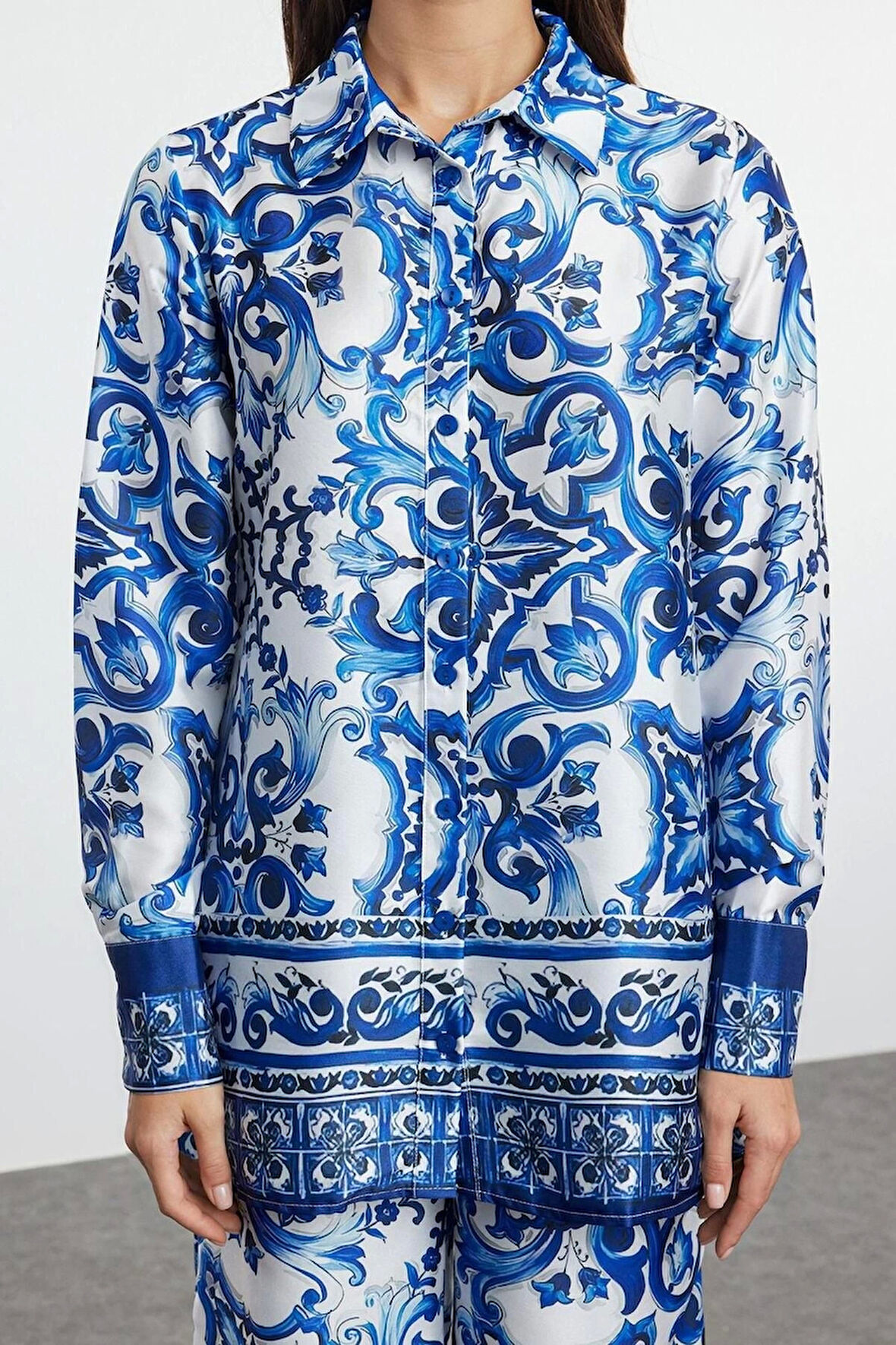 Tarz Kadın Modern Moda Normal Bel Boru Paça V Yaka Desenli Saten Dokuma Alt-Üst Takım