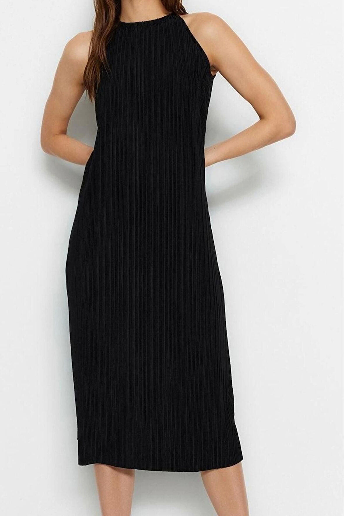 Moda Stil Relaxed Halter Yaka Midi Boy Shift Düz Sıfır Kol Piliseli Örme Elbise