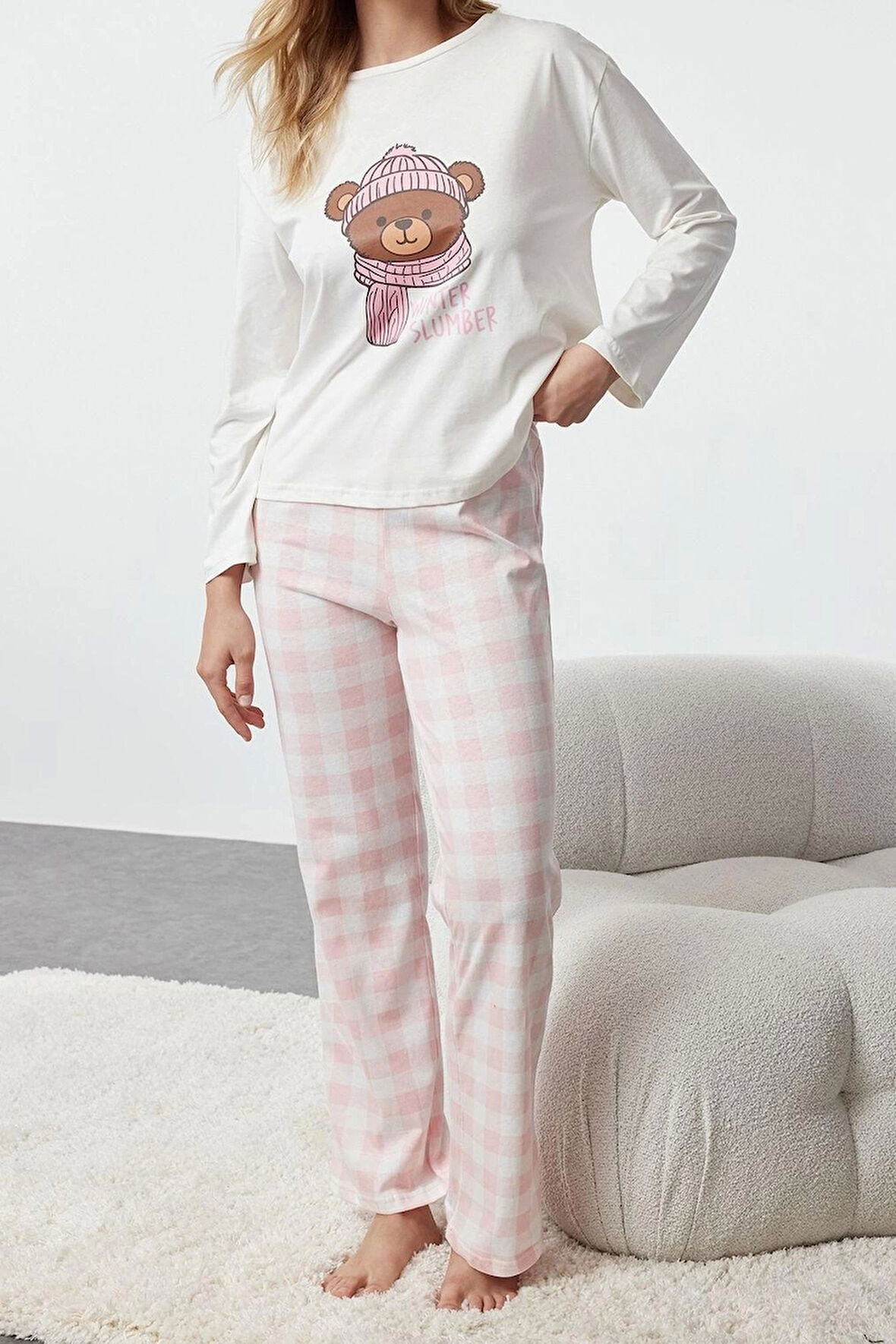 Tarz Rahat Uzun Kollu Geniş Paça %100 Pamuklu Ayıcık Baskılı Ekoseli Örme Pijama Takımı