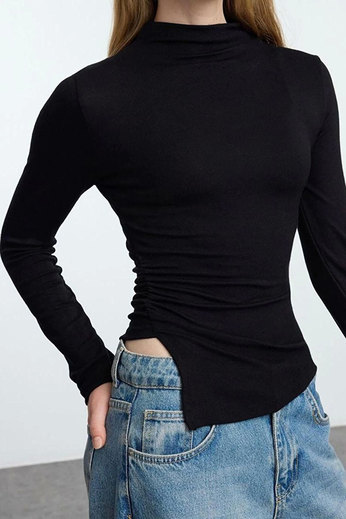 Stil Kadın Fitted Büzgü Drape Detaylı Bluz Crop Örme Slim Kalıp