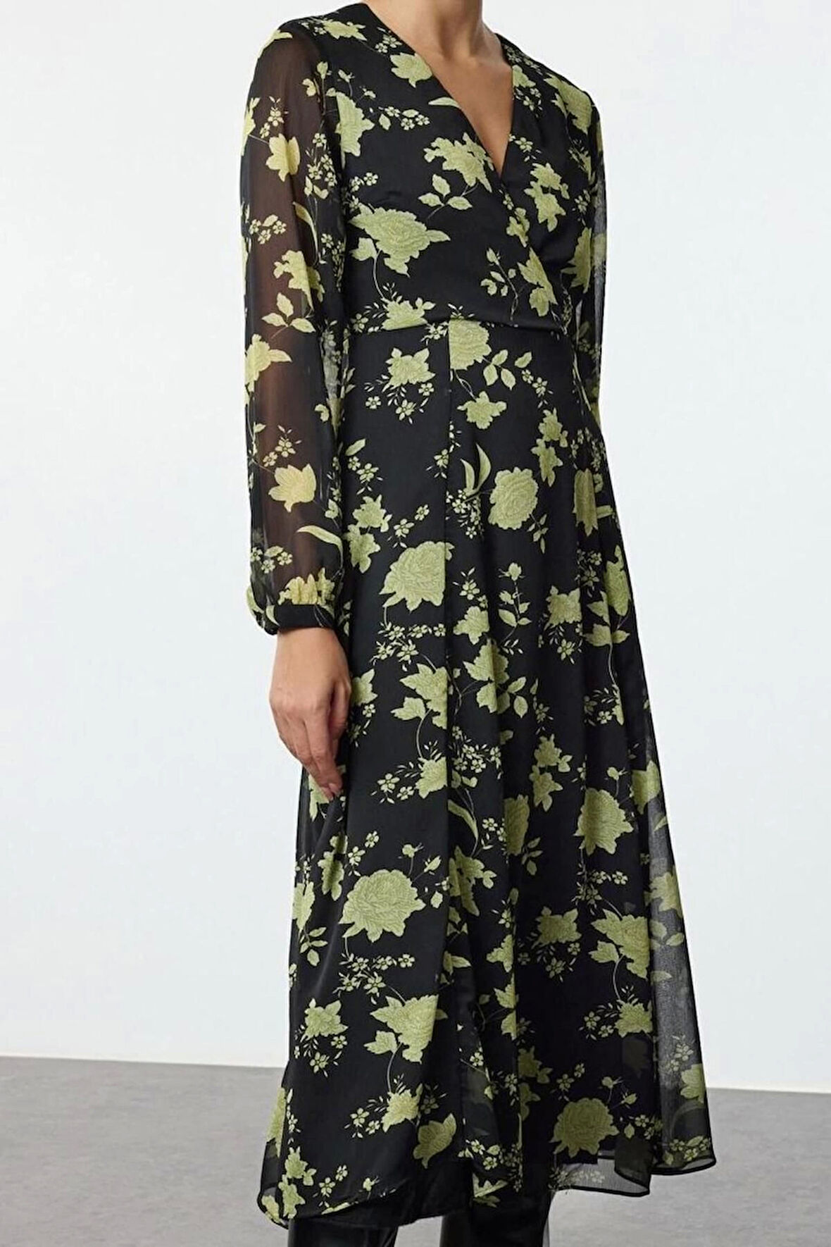 Moda Stil Regular Kruvaze Midi Boy Çiçek Desenli A Kesim Yaka Dokuma Elbise