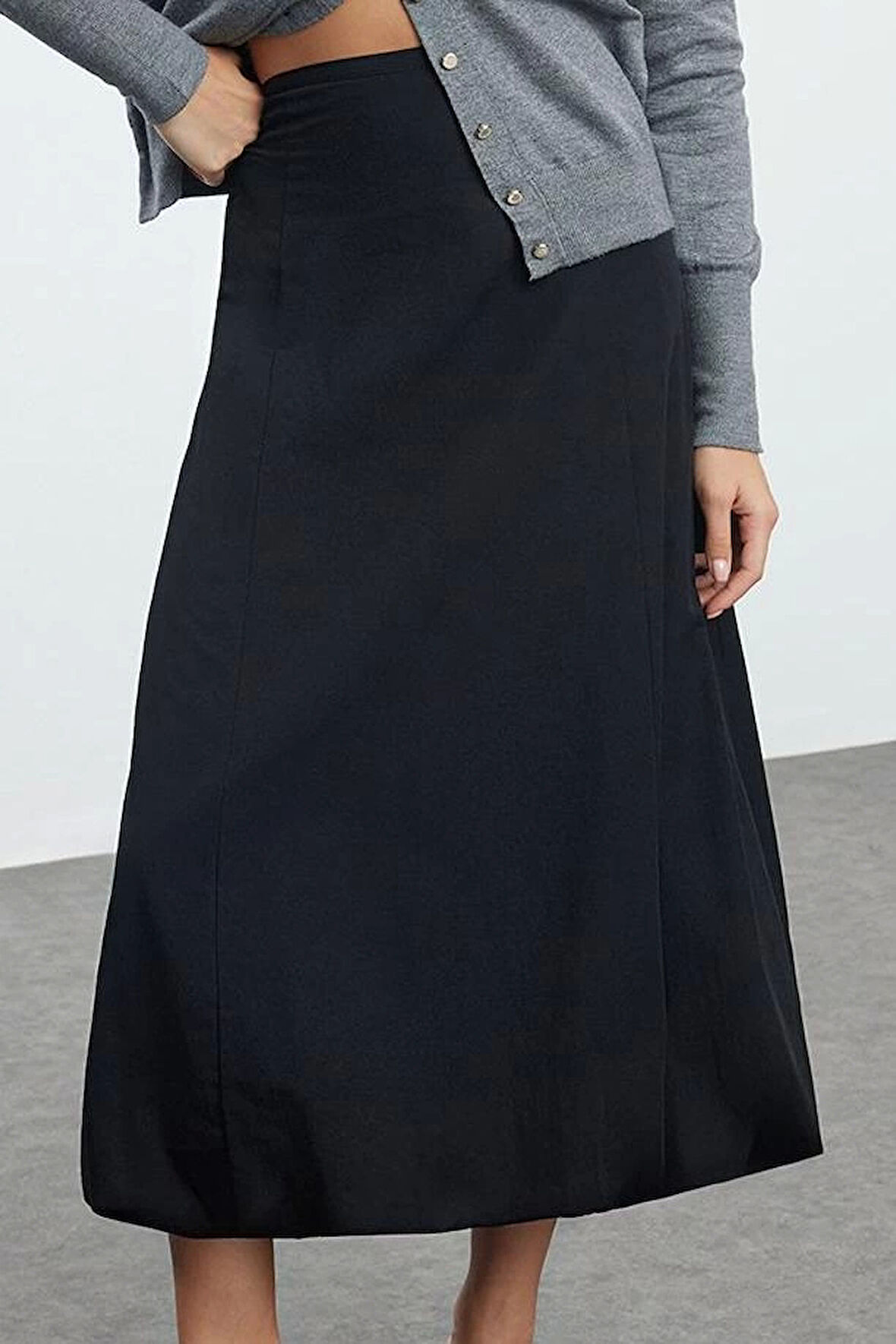 Moda Regular Düz Desen Günlük Maxi Boy Basic Etek Ucu Balon Maxi Boy Dokuma Etek