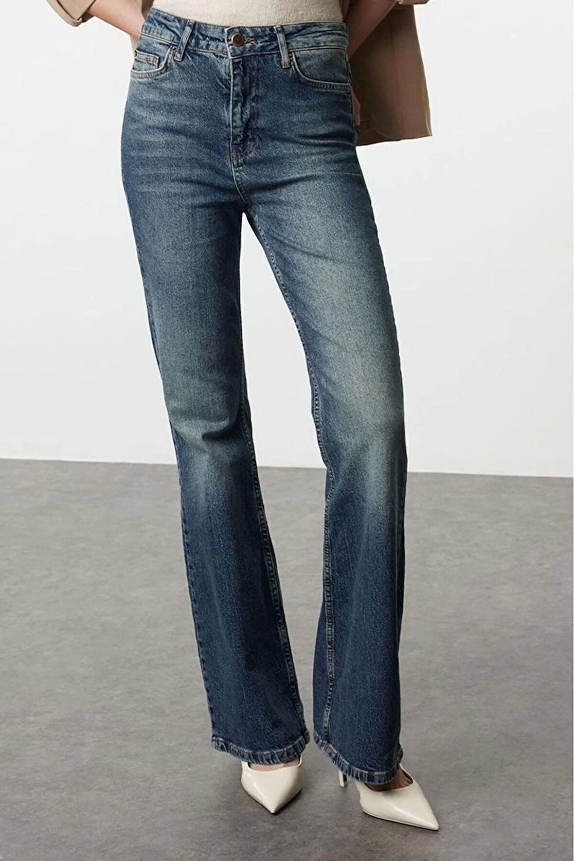 Stil Kadın Moda Denim Kot Pantolon Uzun İspanyol Paça Mavi Soluk Vintage Yüksek Bel Jeans