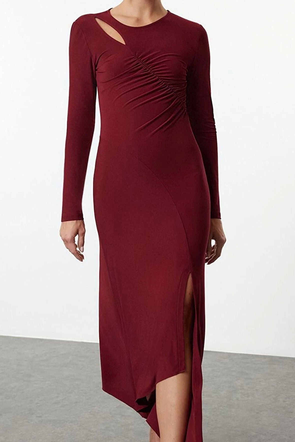 Moda Stil Fitted Bisiklet Yaka Midi Boy Etek Ucu Volan Detaylı Örme Elbise