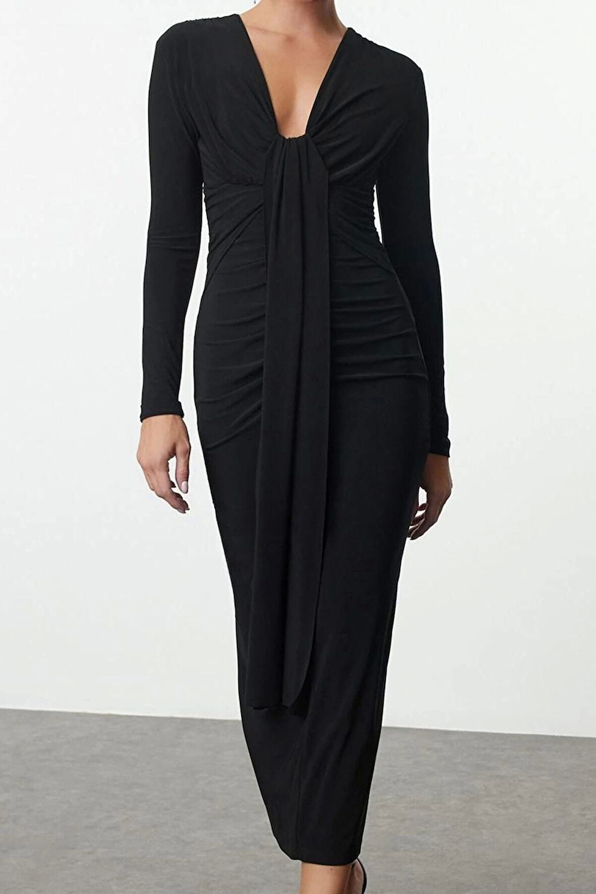 Moda Stil Fitted V Yaka Midi Boy Vücuda Oturan Örme Elbise