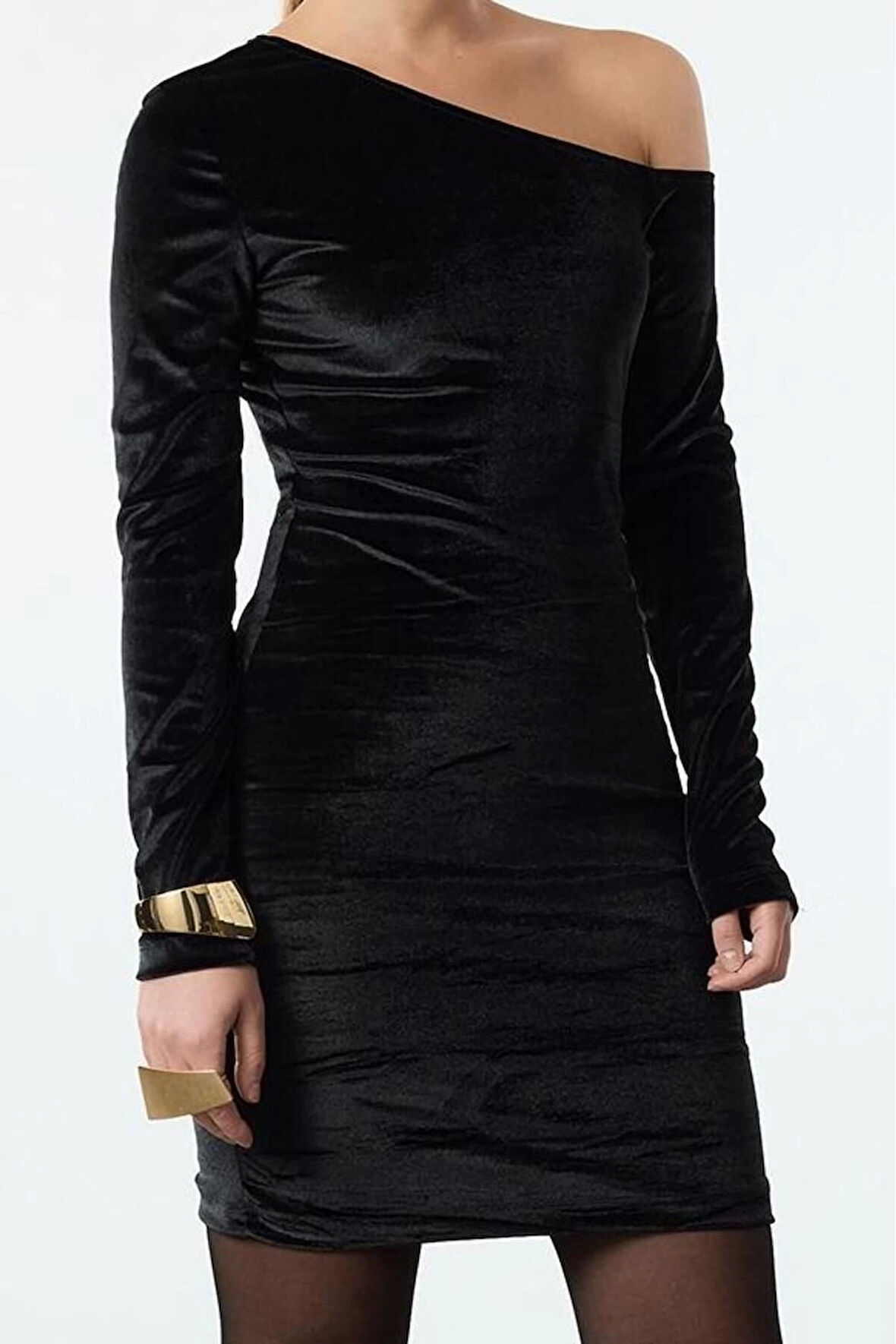 Moda Stil Fitted Asimetrik Yaka Mini Boy Vücuda Oturan Kadife Örme Kısa Elbise