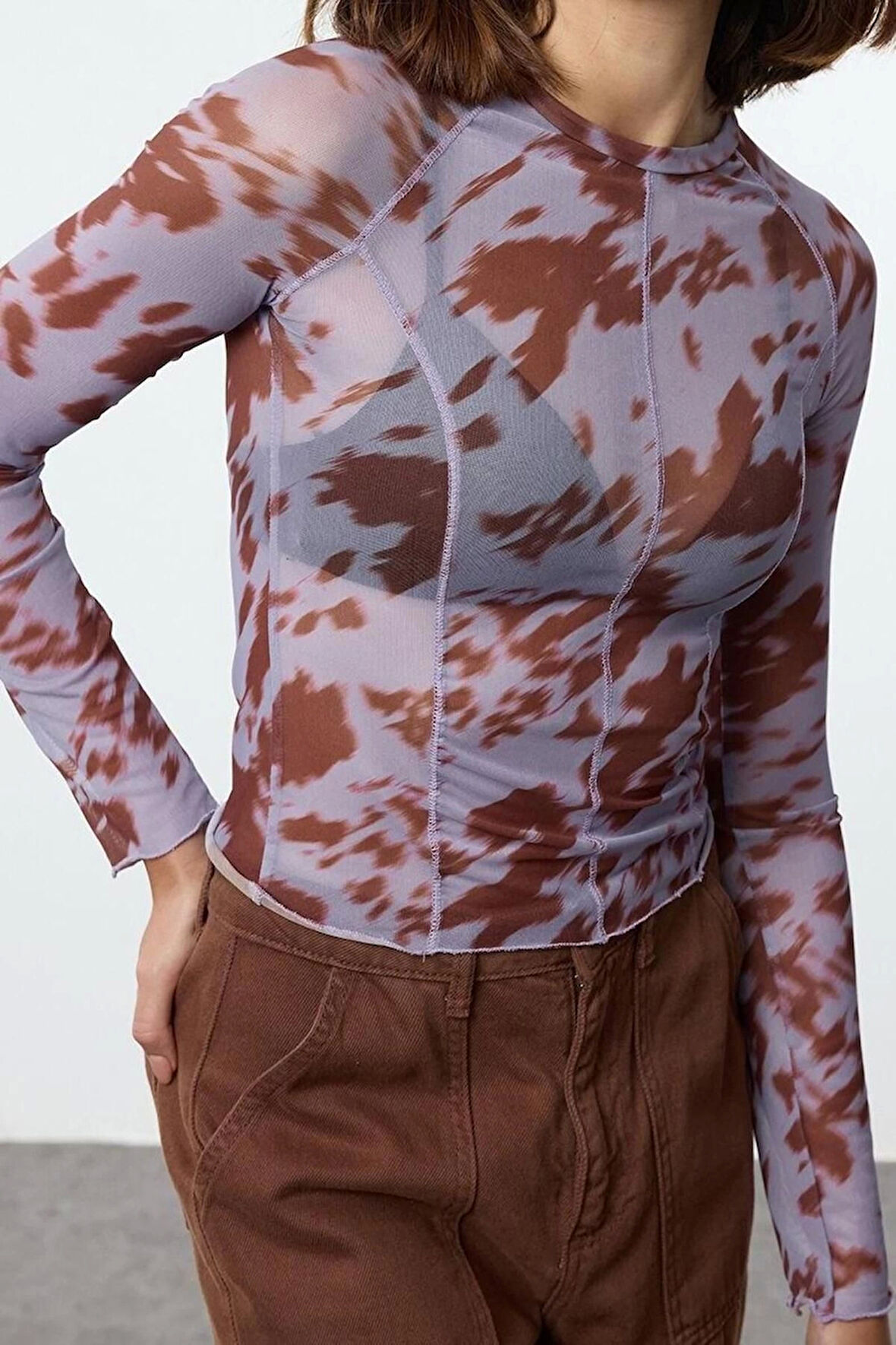Stil Kadın Karyoka Dikişli Soyut Desenli Vücuda Oturan Kısa Bluz Crop Örme Slim Kalıp
