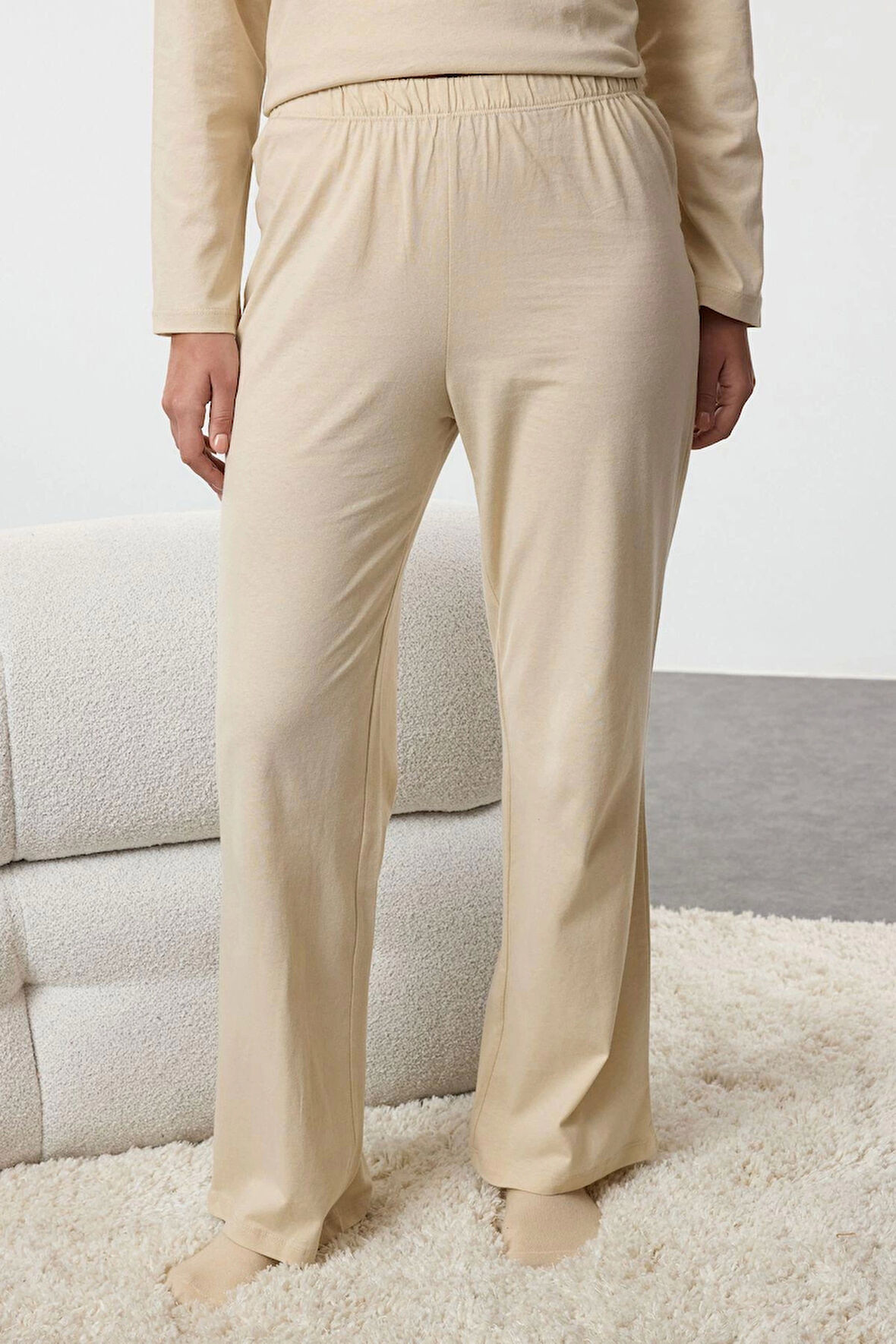 Tarz Rahat Uzun Kollu Boru Paça Kadın Yılbaşı Temalı Örme Pijama Takımı