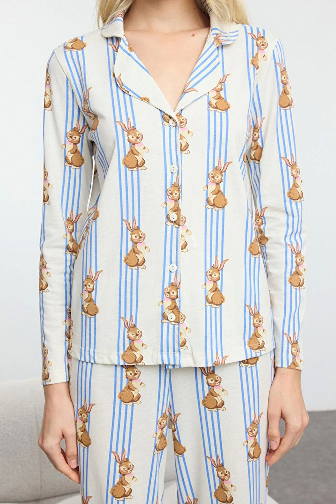 Tarz Rahat Uzun Kollu Boru Paça %100 Pamuklu Çizgili Tavşan Desenli Örme Pijama Takımı