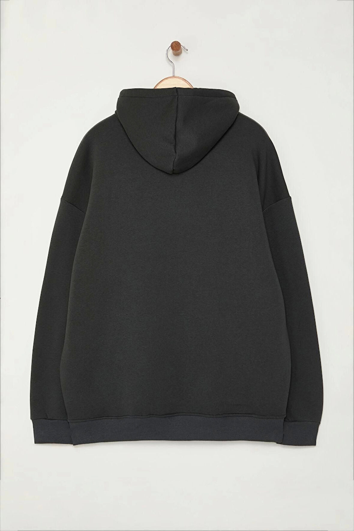 Büyük Beden Bol Kapüşonlu Standart Kol Geniş Kesim İçi Polar Sıcak Tutan Nakışlı Sweatshirt