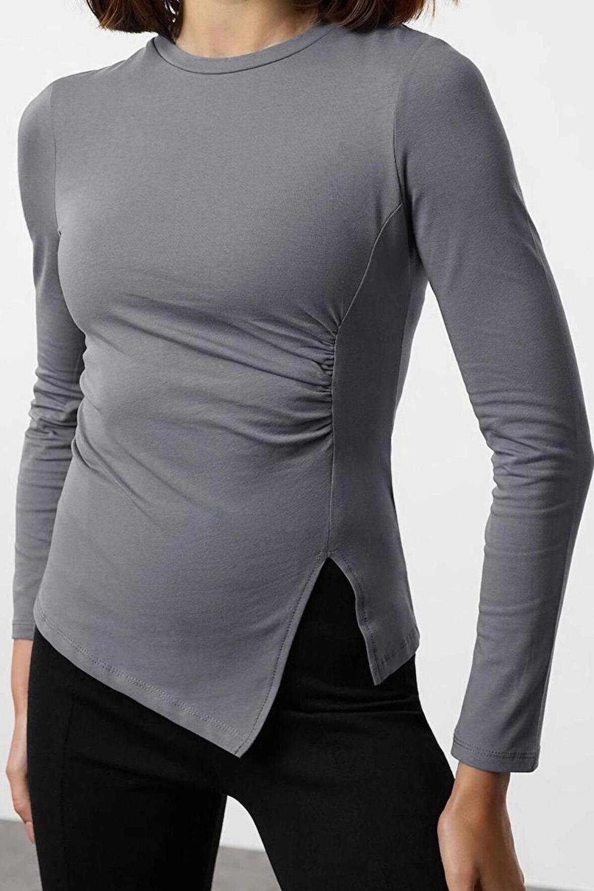 Stil Kadın Tek Yırtmaç Detaylı Büzgülü Bluz Regular Örme Slim Kalıp