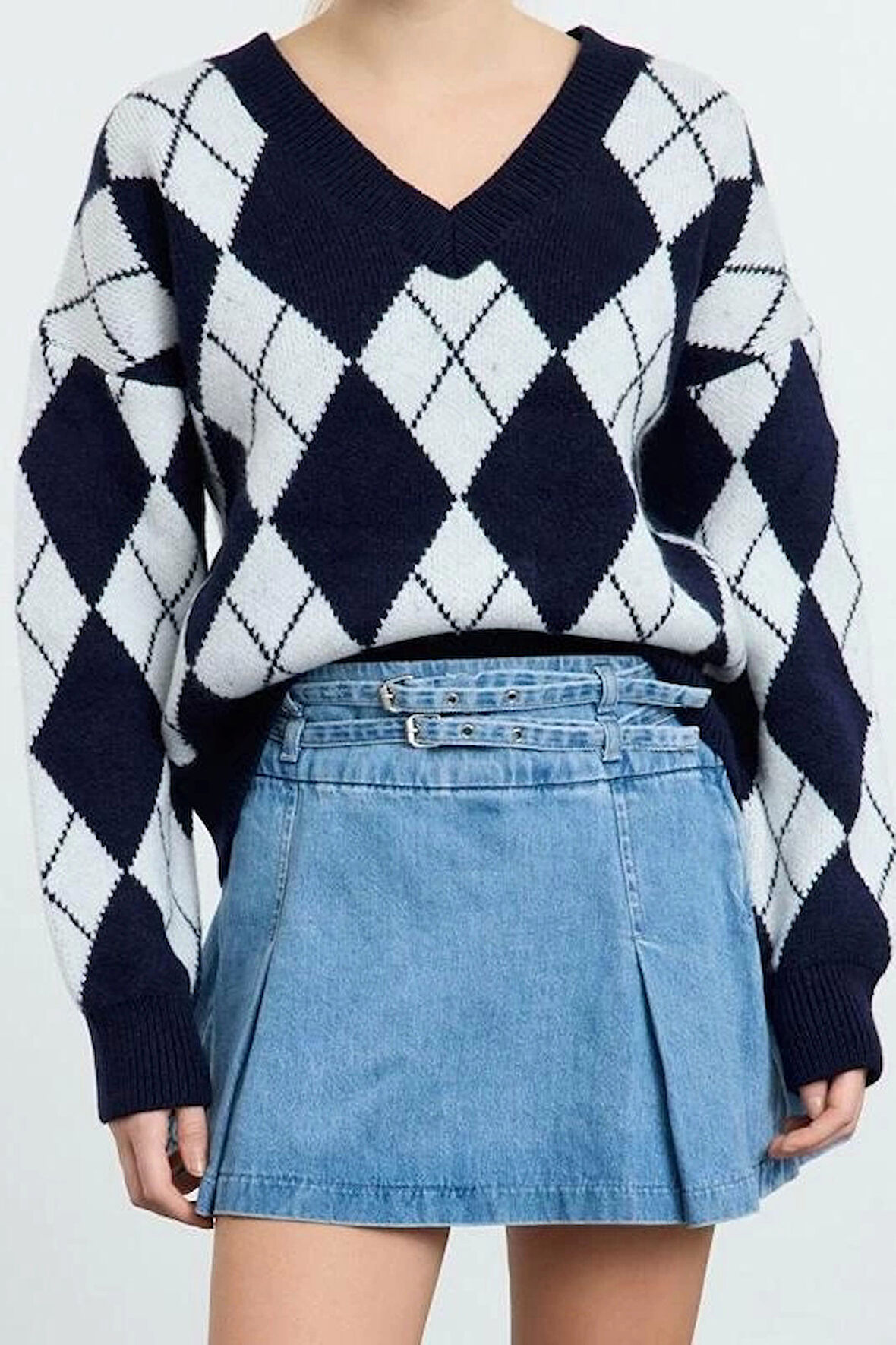 Stil Modern Kadın Regular Standart Kol V Yaka Yumuşak Dokulu Baklava Triko Kazak