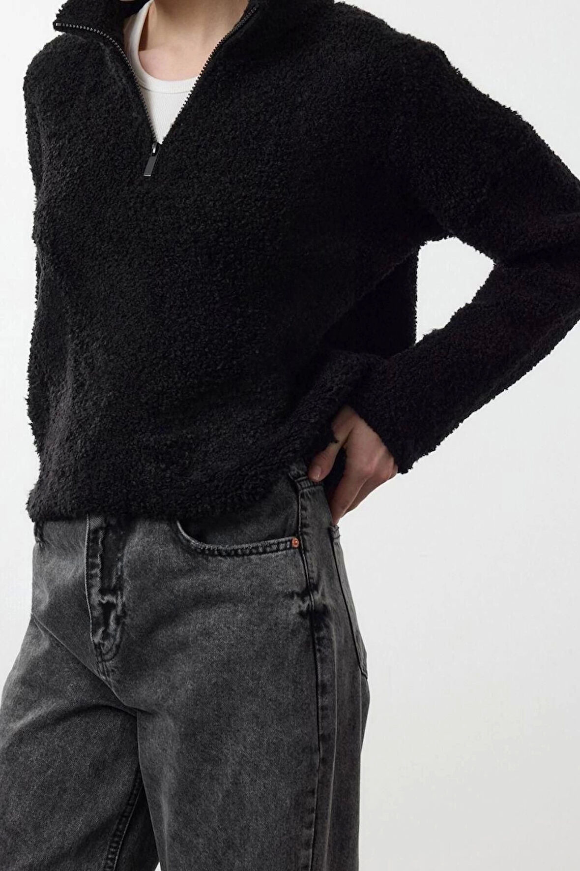 Stil Modern Kadın Regular Standart Kol Dik Yaka Buklet İplik Fermuarlı Triko Kazak