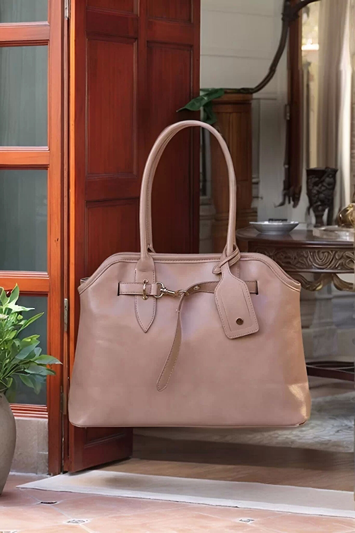 Kadın Retro Stil El Çantası Omuz Askılı Suni Deri Günlük Ve Şık Kombinler İçin Uzun Ömürlü