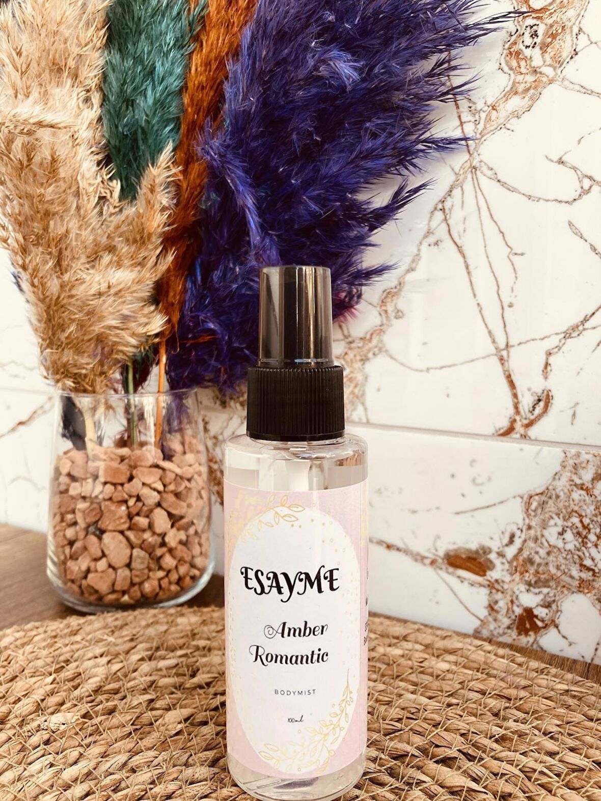 ESAYME Amber Romantic Parfümlü Vücut Spreyi Amber Romantic Body Mist WOMEN100ml