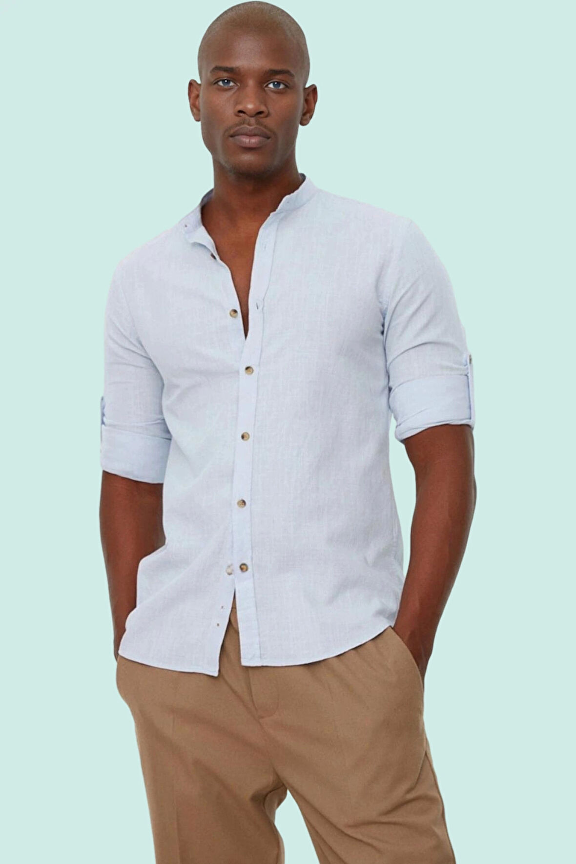 Erkek Pamuklu Slim Fit Hakim Yaka Gömlek Yazın Rahatlığı ve Şıklığı Yaz Aylarının Vazgeçilmezi