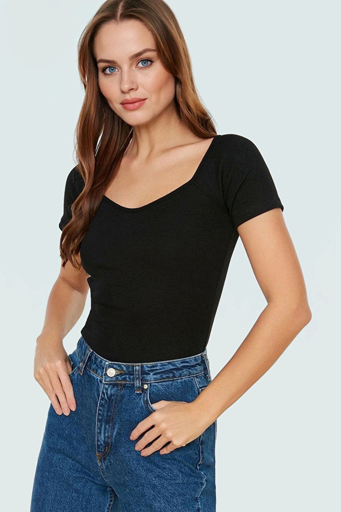 Pamuklu Örme Bluz Rahat Şık ve Vücuda Tam Oturan Görünüm