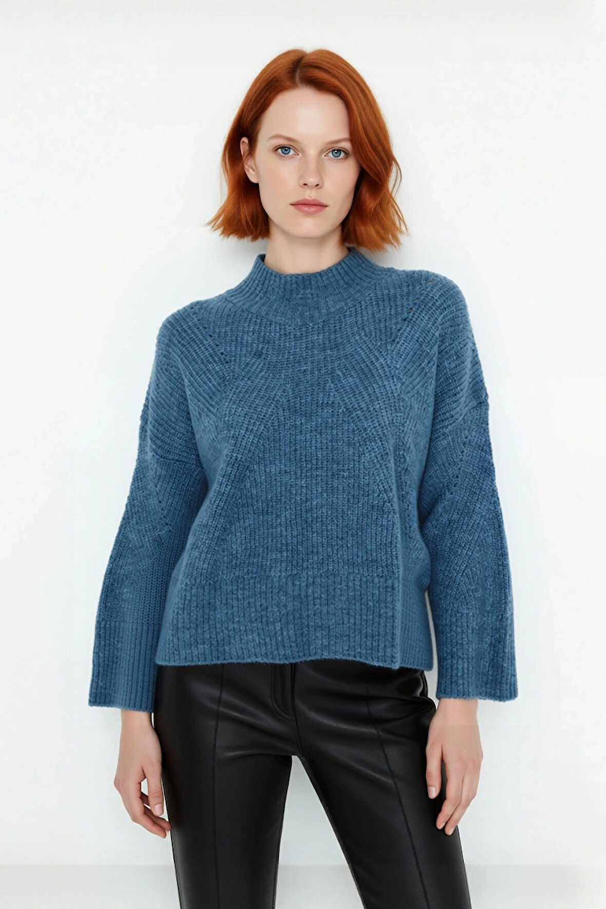 Kadın Oversize Dik Yaka Gri Akrilik Uzun Kollu Basic Triko Kazak Kışlık Kombinlerin Anahtarıdır