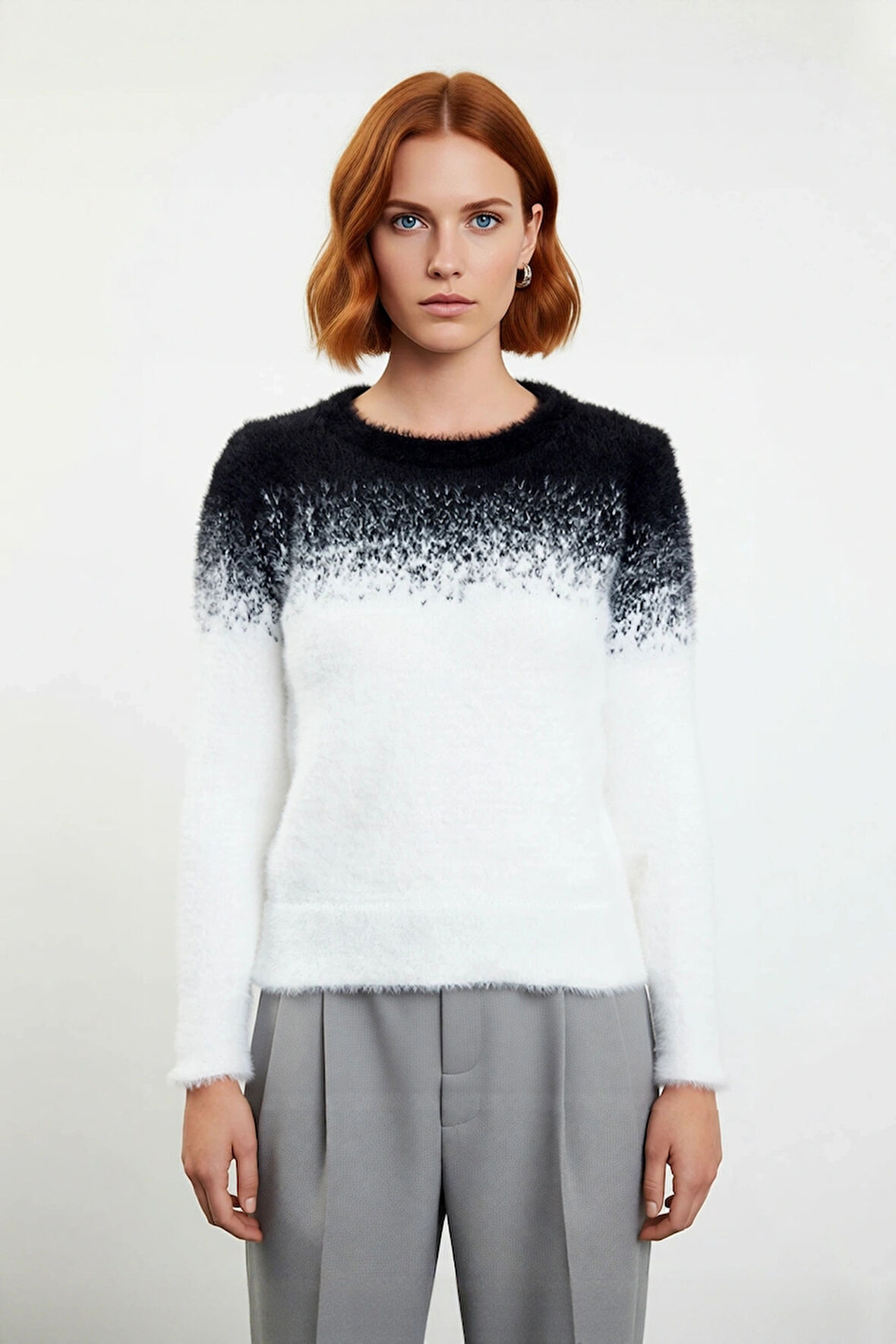 Kadın Basic Siluet Kışlık Regular Kalıp Uzun Kollu Degrade Desenli Tüylü Triko Kazak Günlük