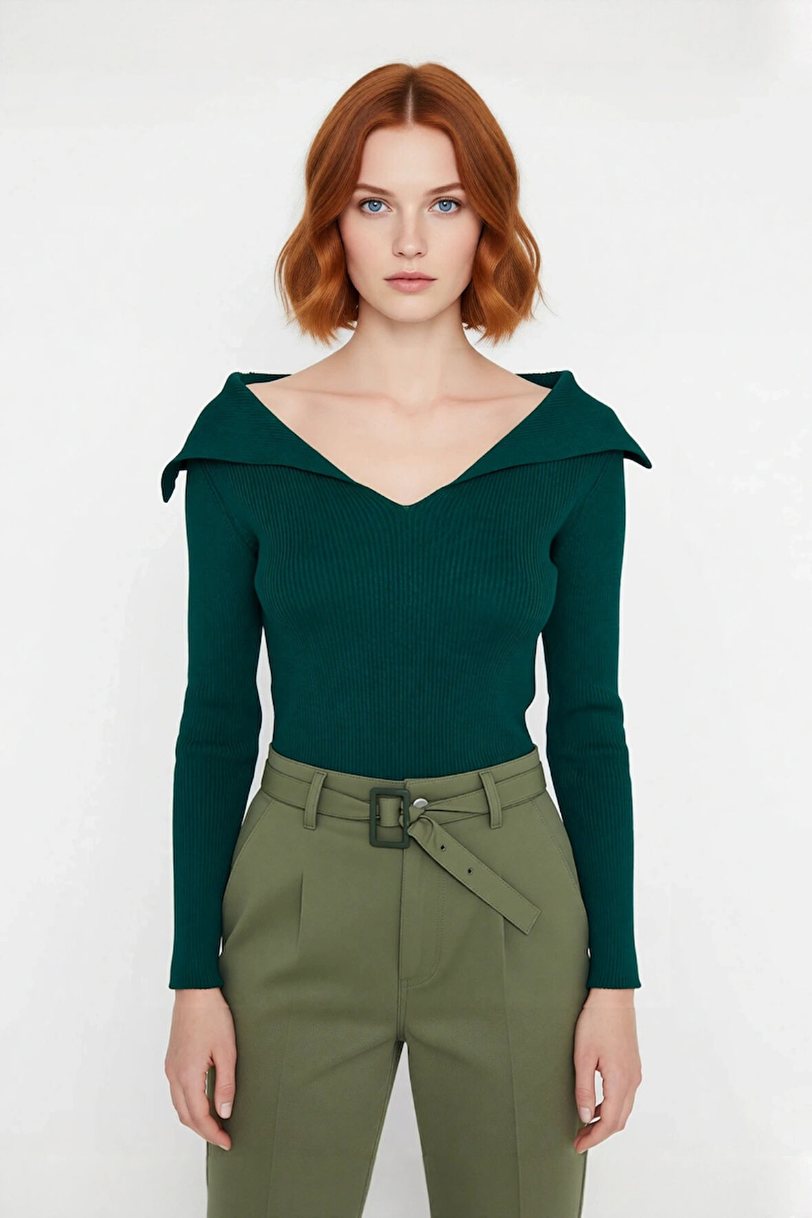 Kadın Şık Devrik Yaka Fitilli Triko Üst Fitted Kesim Uzun Kol Crop Model İlkbahar Sonbahar