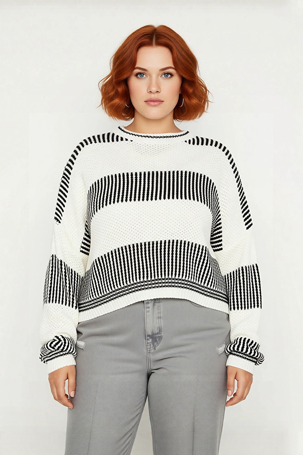 Kadın Relaxed Kesim Çizgili Bisiklet Yaka Triko Kazak Düşük Kollu Crop Boy Günlük Şıklık Sunar