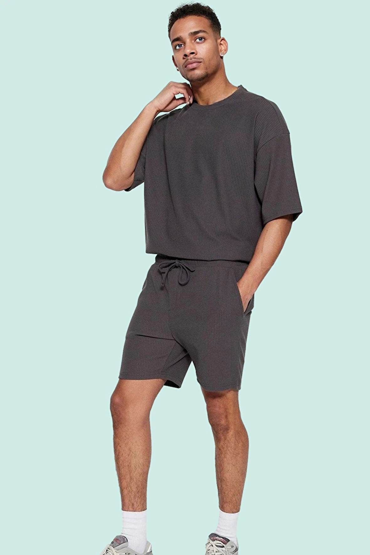 Erkek Rahat Kesim Şort; Polyester Elastan Dokulu Ottoman Kumaş Normal Bel Kısa Boy Günlük Kullanım