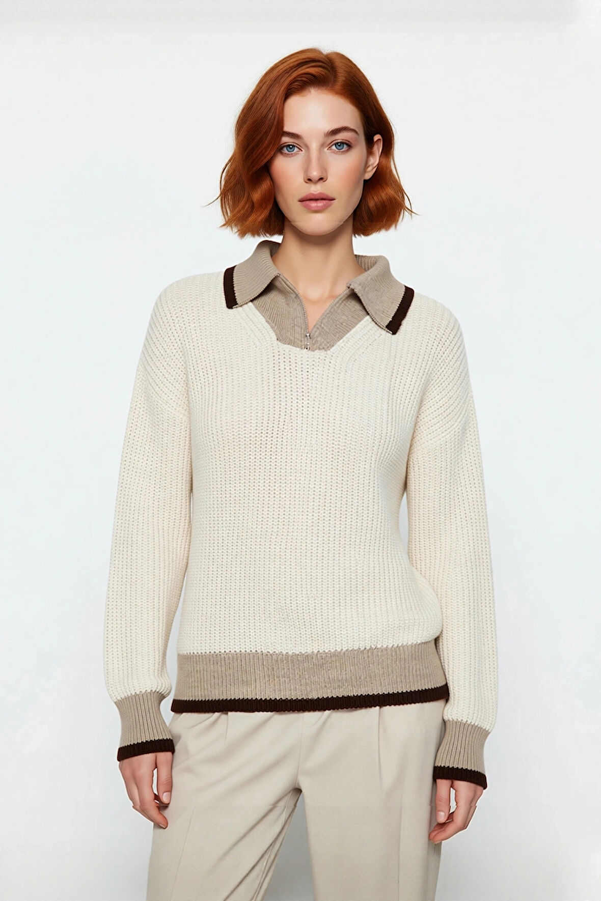 Kadınların Gardıroplarını Tamamlayan Dik Yaka Fermuarlı Renk Bloklu Triko Kazak Günlük Şıklık