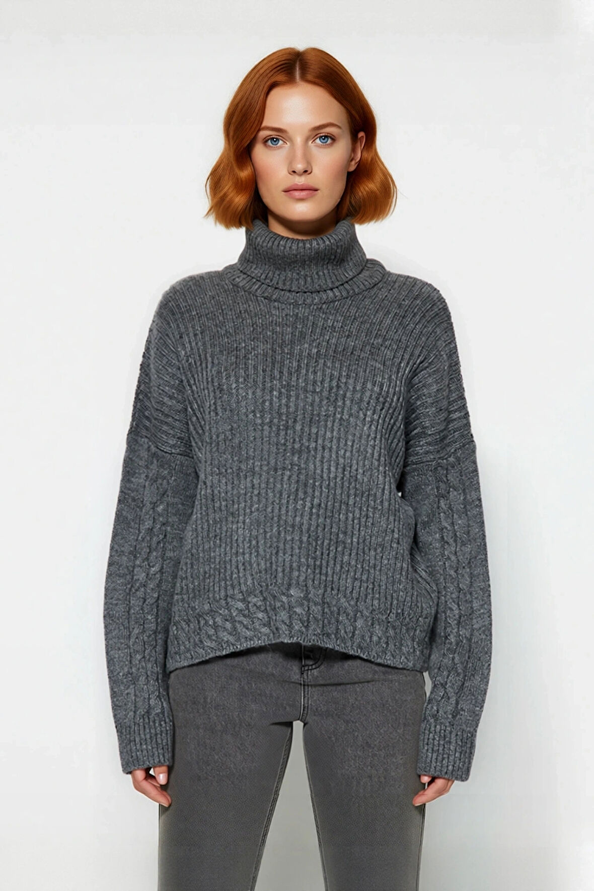 Kadın Kışlık Oversize Balıkçı Yaka Triko Kazak Soğuk Havalara Özel Rahat Düşük Kol Tasarım