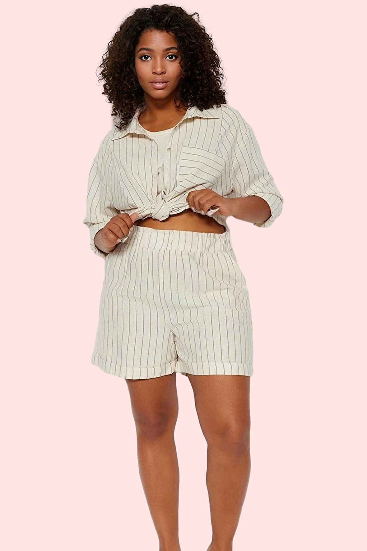 Kadın Çizgili Keten Şort Rahat Kalıp Yazlık Günlük Kısa Hafta Sonu Yaz Aylarının Vazgeçilmezi