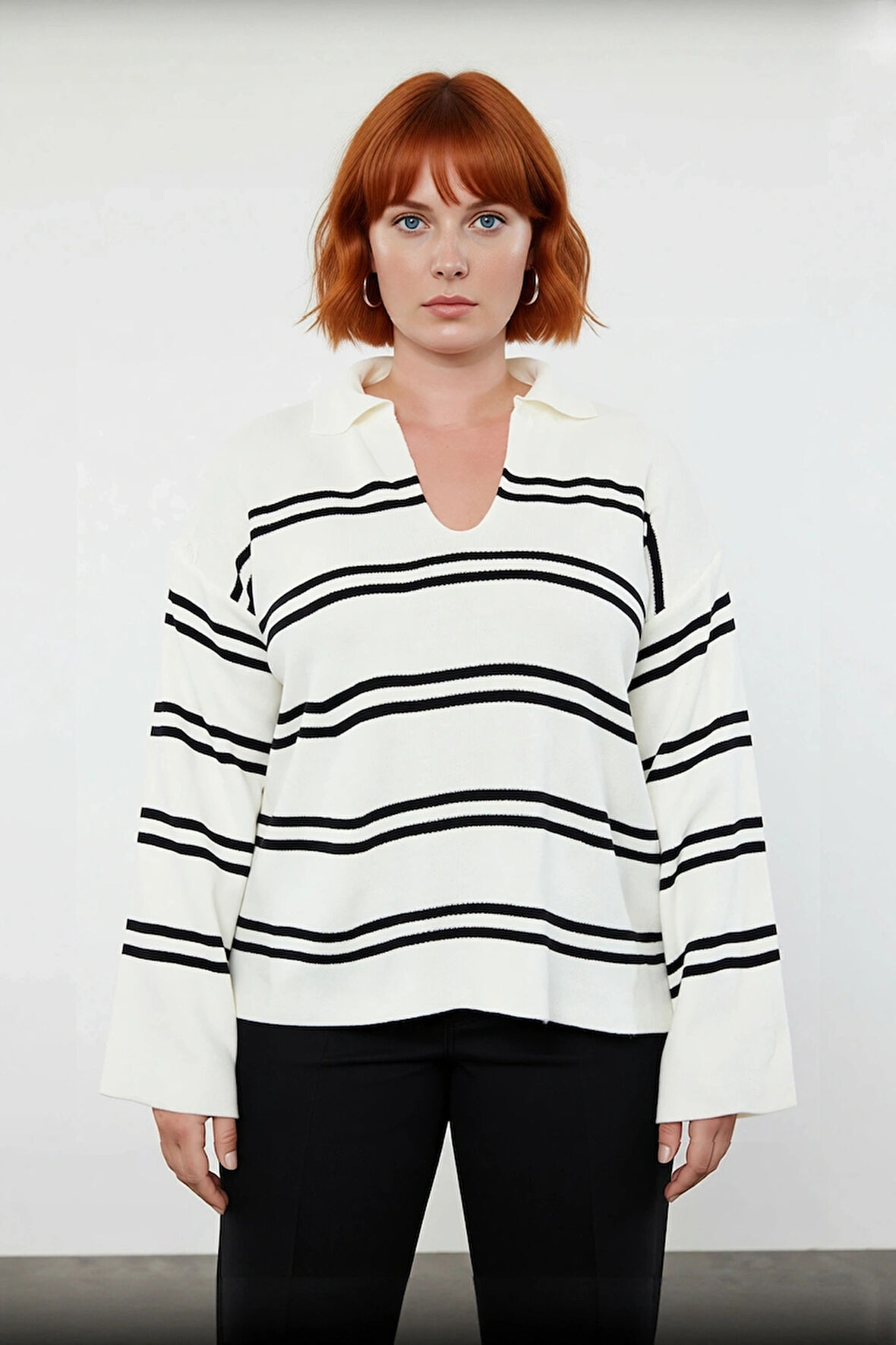 Kadın Polo Yaka Çizgili Akrilik Triko Kazak Relaxed Kalıbı Sayesinde Soğuk Havalara Şıklık Katıyor