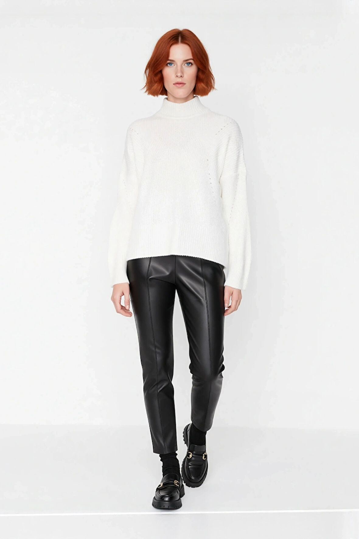 Kadın Oversize Dik Yaka Gri Akrilik Uzun Kollu Basic Triko Kazak Kışlık Kombinlerin Anahtarıdır