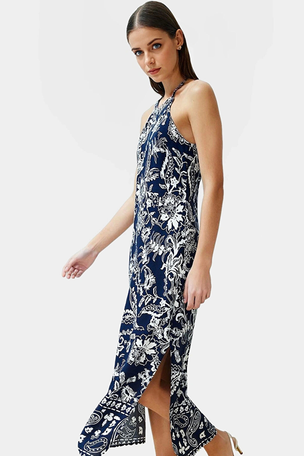 Rahat Viskoz Maxi Elbise Çiçek Desenli A Kesim Halter Yaka Yazlık Seçkin Malzeme