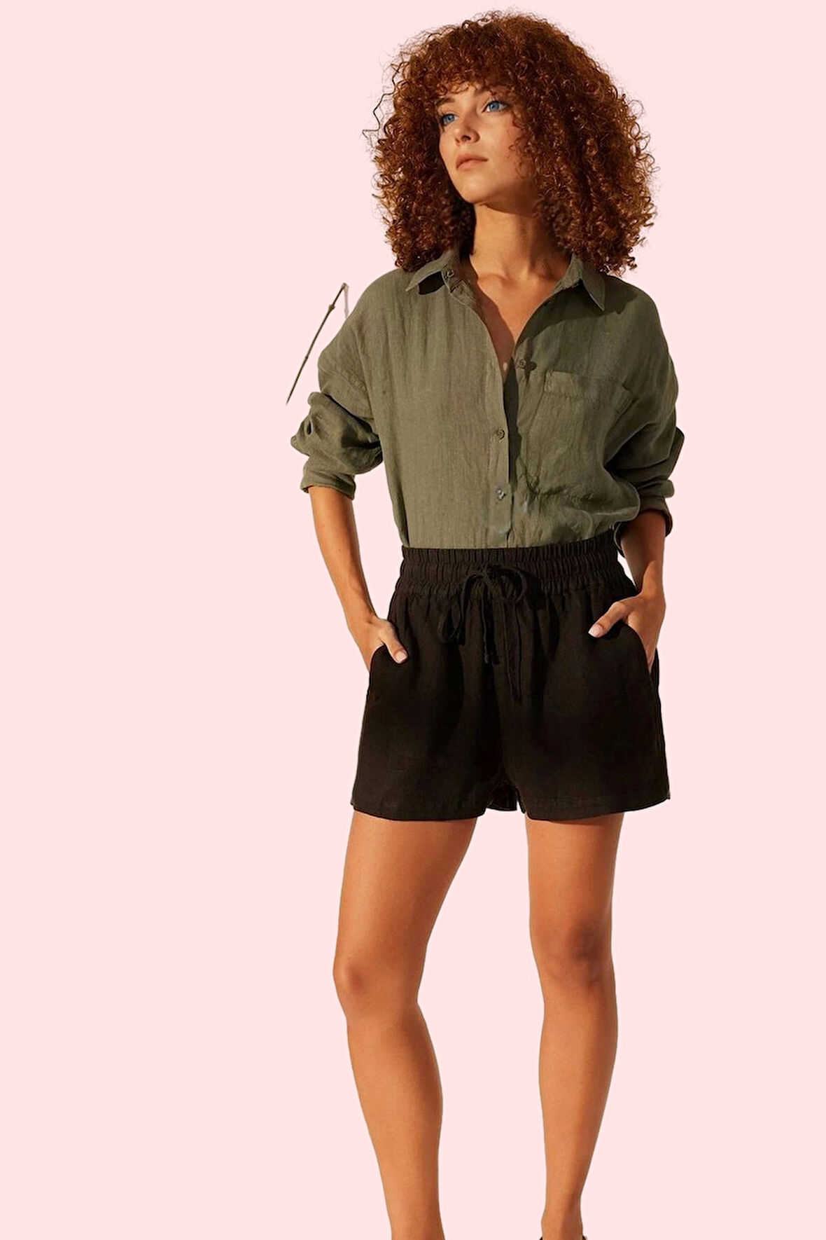 Kadın Keten Şort Geniş Paça Günlük Kombinler İçin Modern Tasarım Yaz Aylarının Vazgeçilmezi
