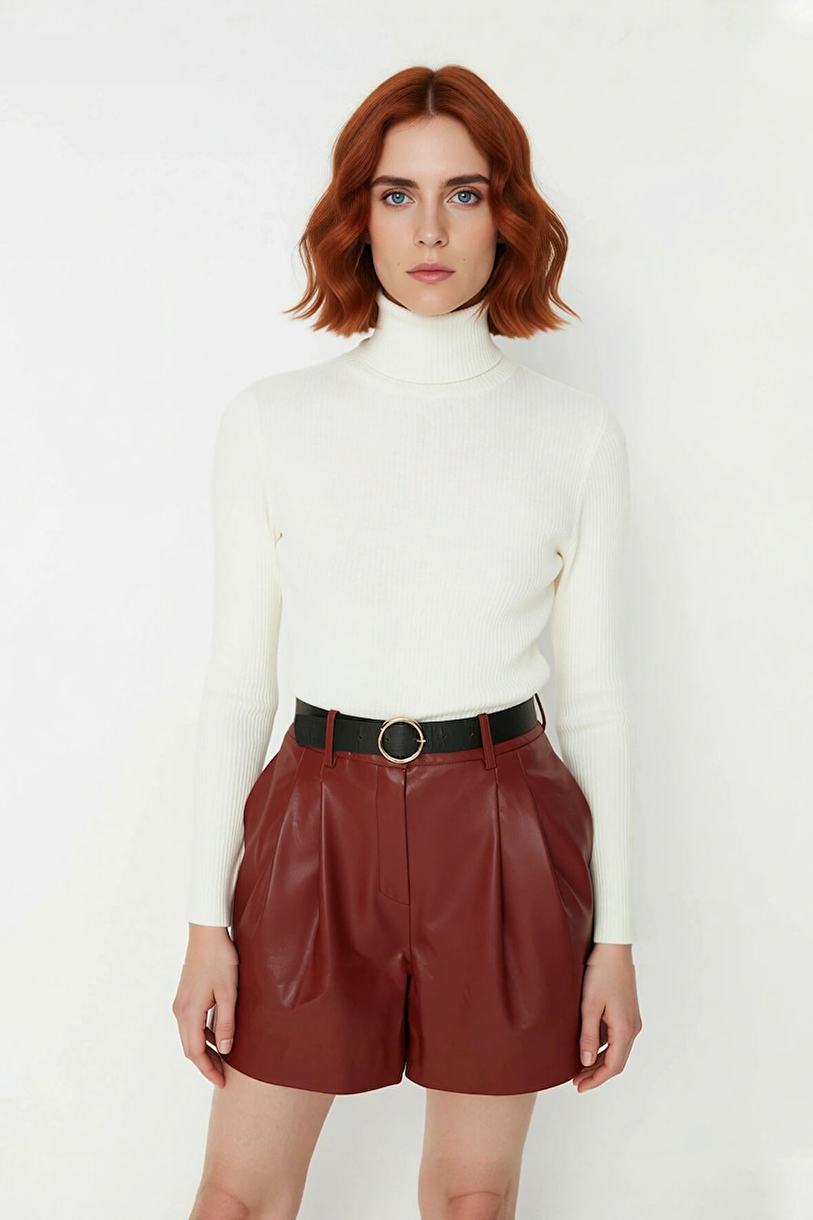 Kadın Fitted Balıkçı Yaka Akrilik Triko Kazak Soğuk Günler İçin Uzun Kollu Şık ve Modern Seçenek