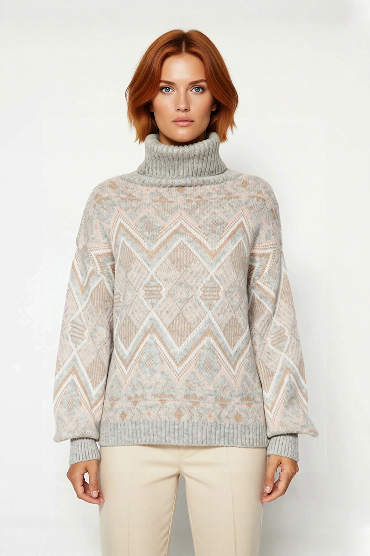 Kadın Soğuk Havaların Vazgeçilmezi Oversize Balıkçı Yaka Etnik Desenli Triko Kazak Şıklığı