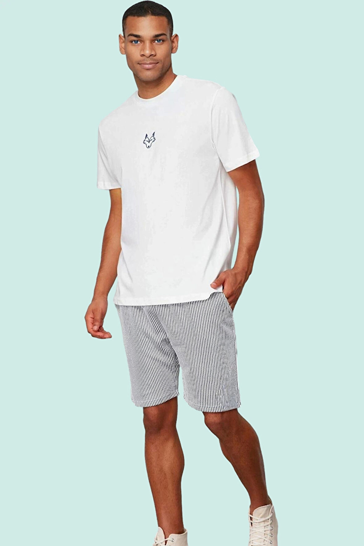 Erkek Yazlık Şort Çizgili Boru Paça Straight Kalıp Günlük Kombinler Yaz Aylarının Vazgeçilmezi