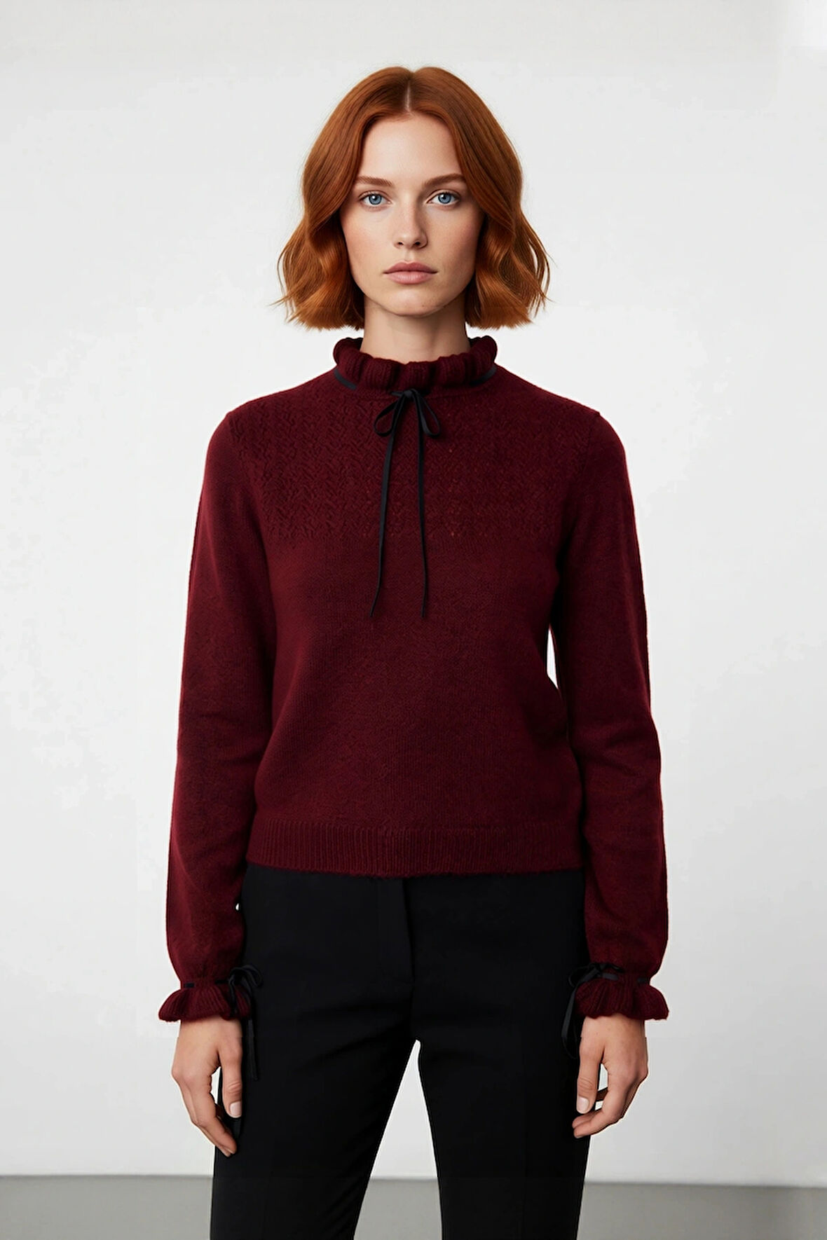 Kadın Uzun Kollu Regular Kesim Dik Yaka Ajur Desenli Bağcıklı Triko Kazak Kışlık Basic Stil